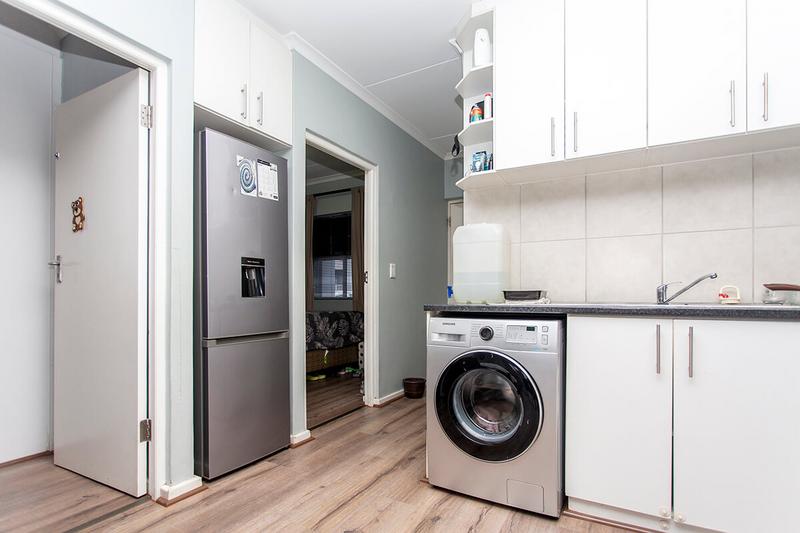2 Bedroom Property for Sale in Brackenfell South Western Cape